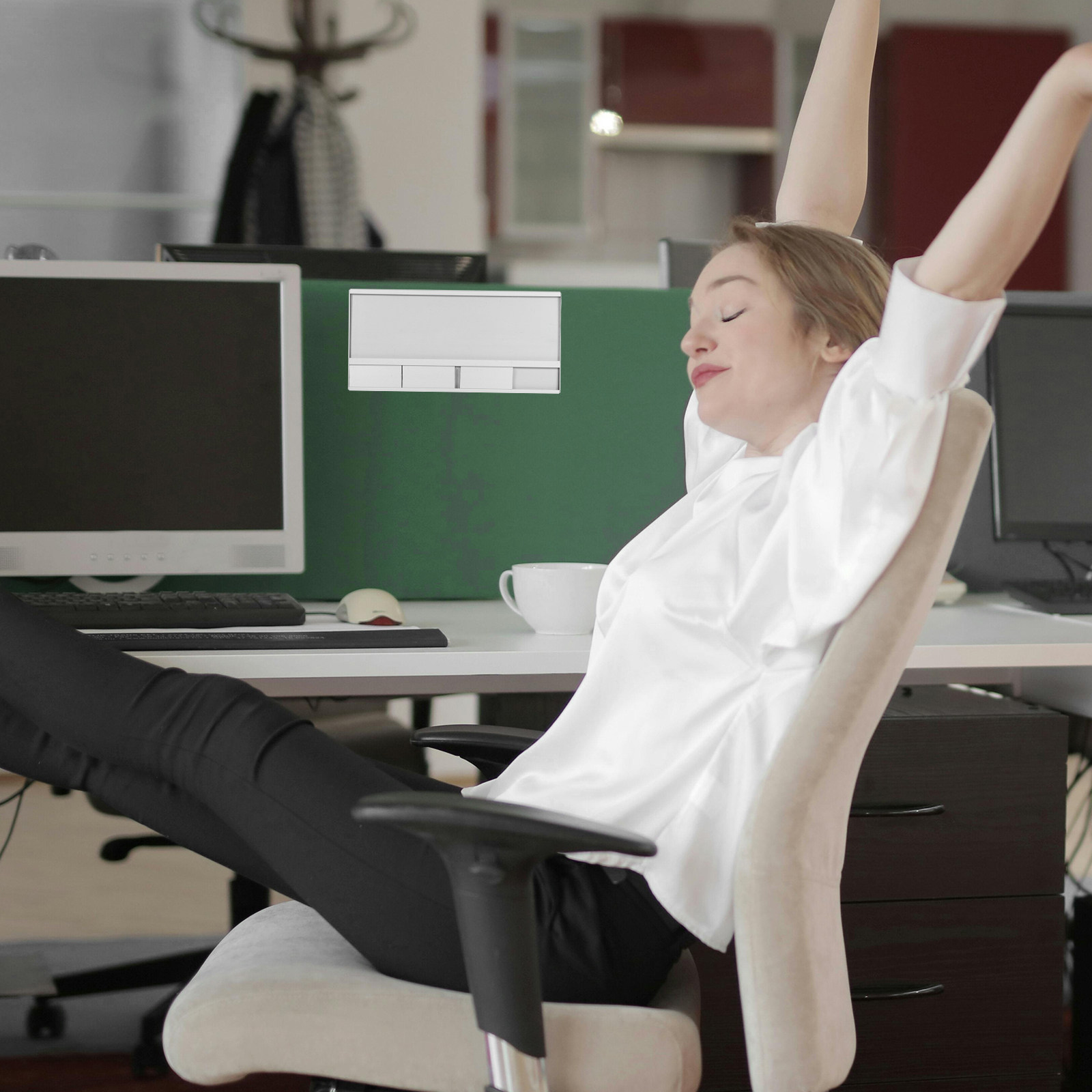 Sleek Aluminum Alloy Desk Name - Desk Name Plate のレビューと価格