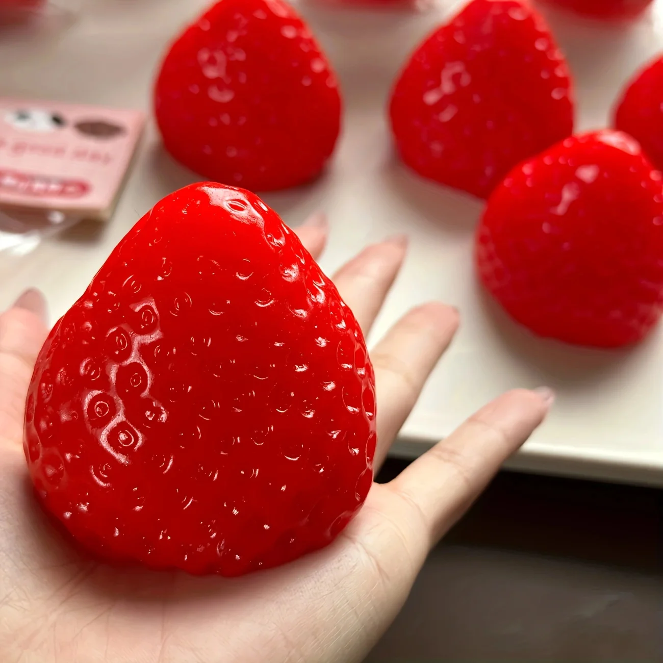 Strawberry Taba Squishy Fidget - Stationery Office のレビューと価格