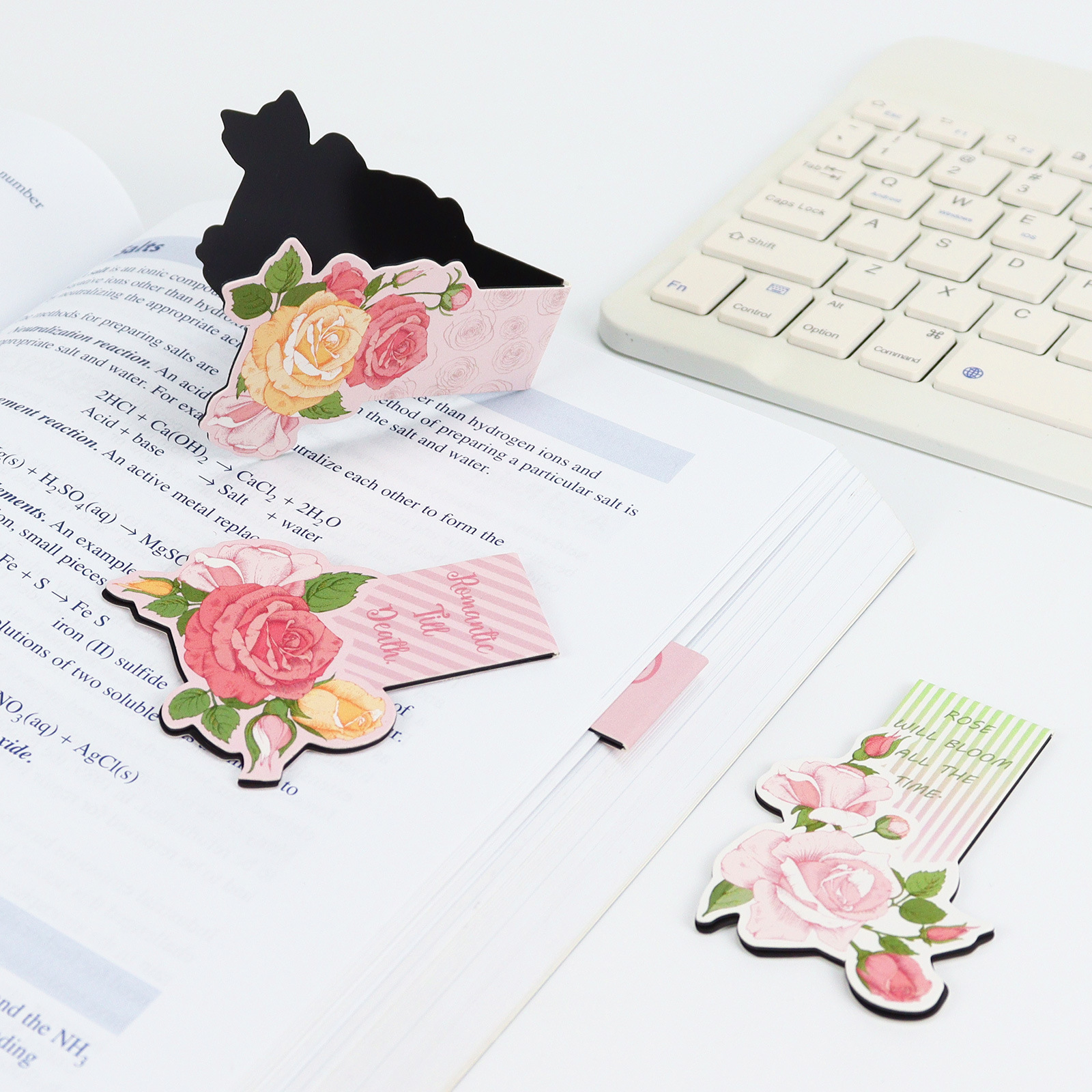 Pink Rose Blossom Alien Magnet - Bookmark Magnetic Clip のレビューと価格