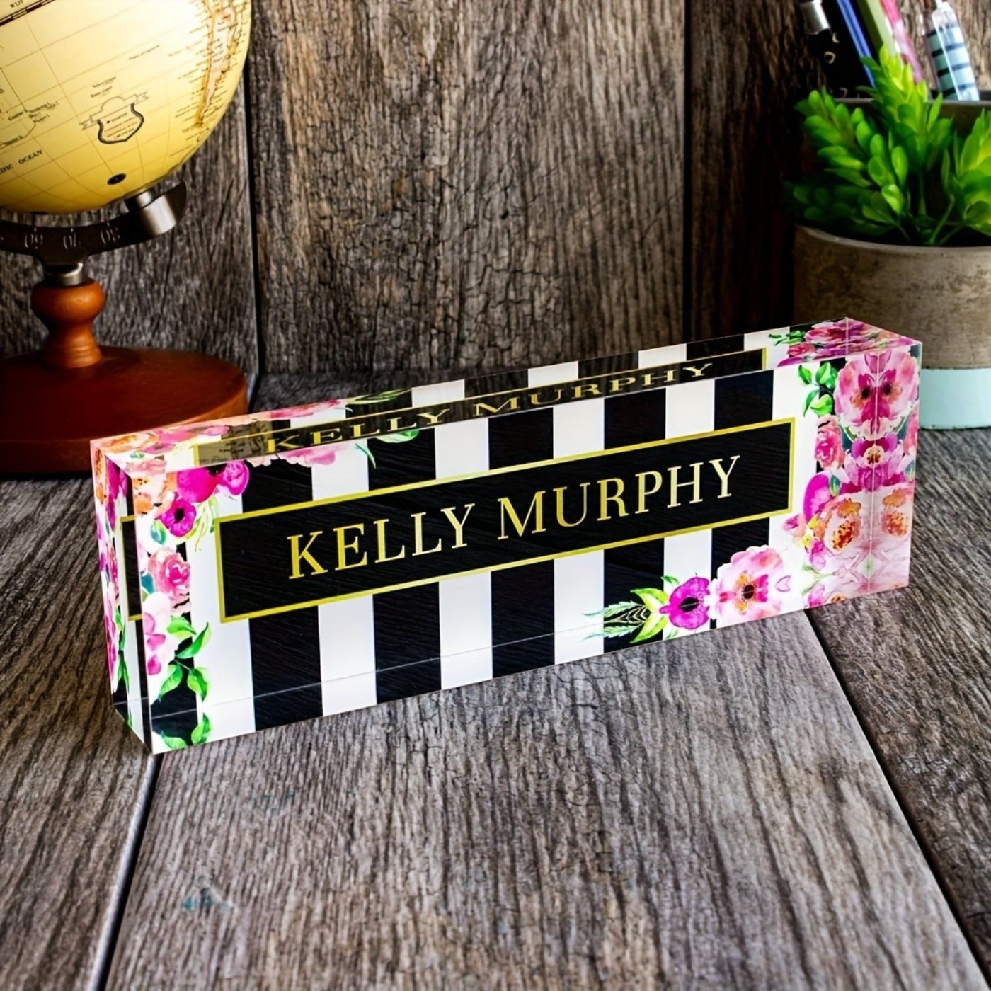 2D Flat Acrylic Nameplate, Flo - Desk Name Plate のレビューと価格