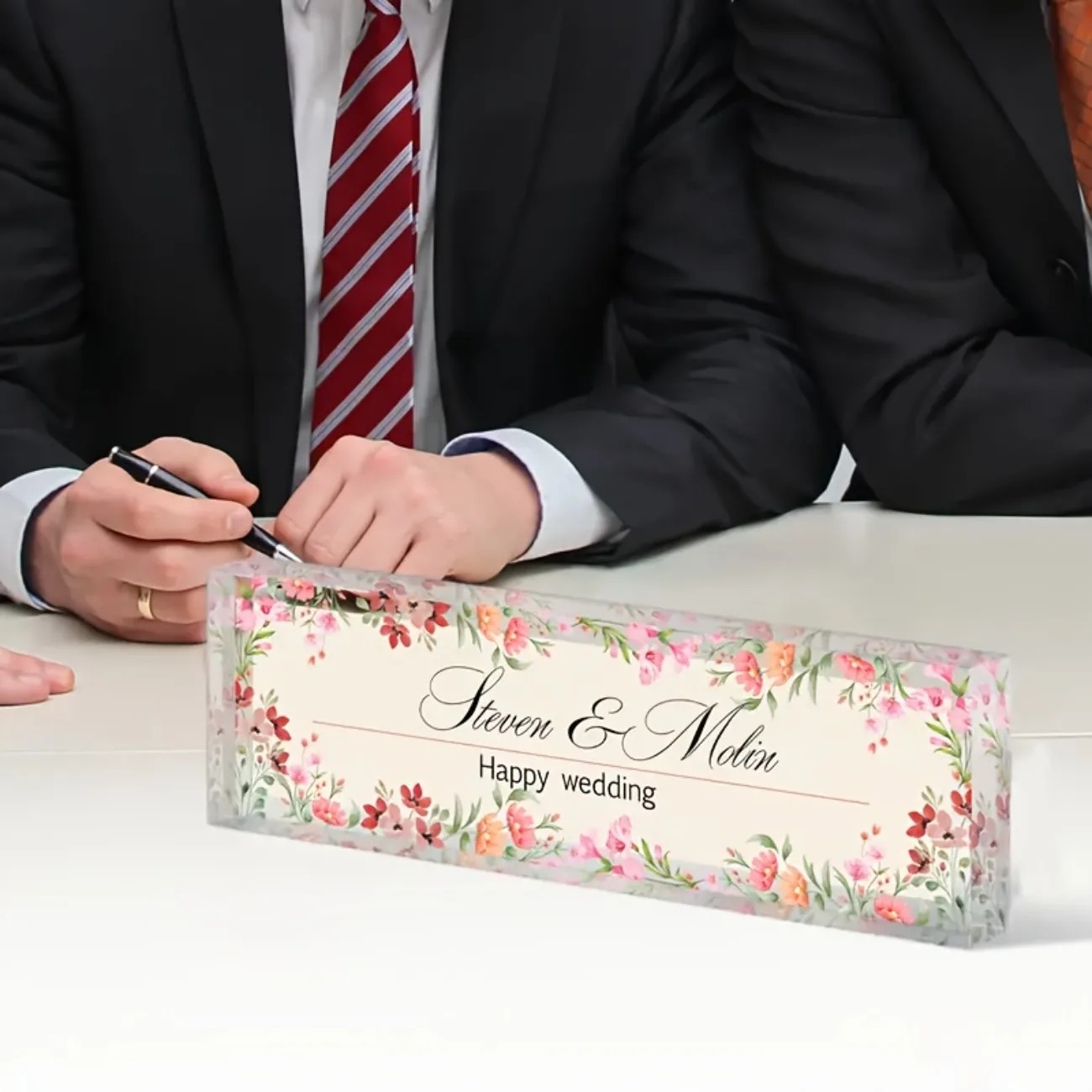 Customizable 2D Acrylic Desk N - Desk Name Plate のレビューと価格